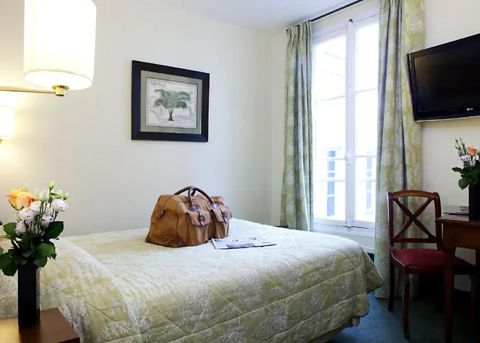 France Louvre Hotell 3*