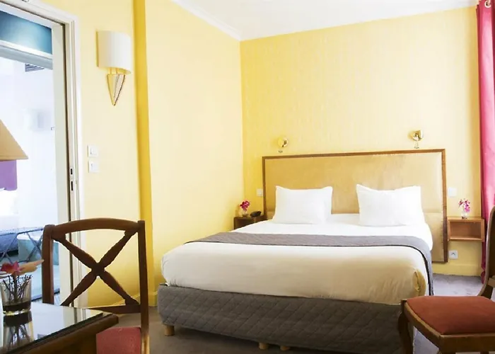 Hotell France Louvre 3*
