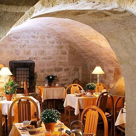 France Louvre Hotel 3*