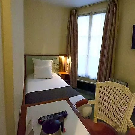 France Louvre Hotel