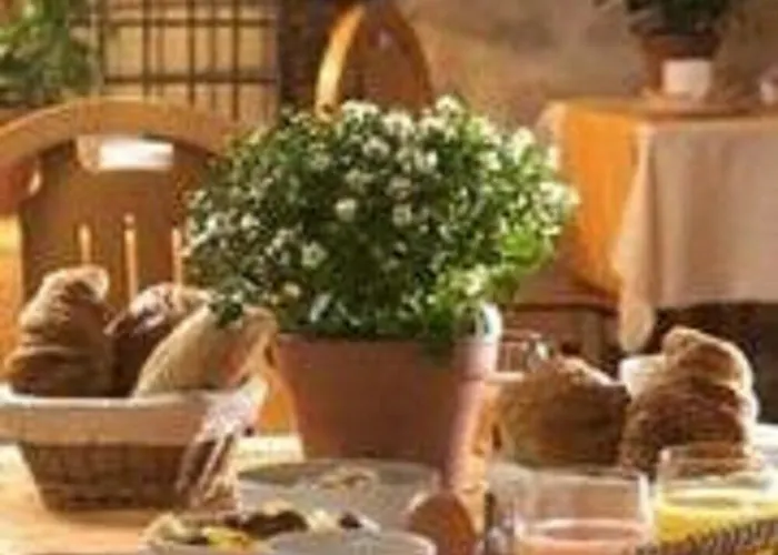 France Louvre 3* Paris