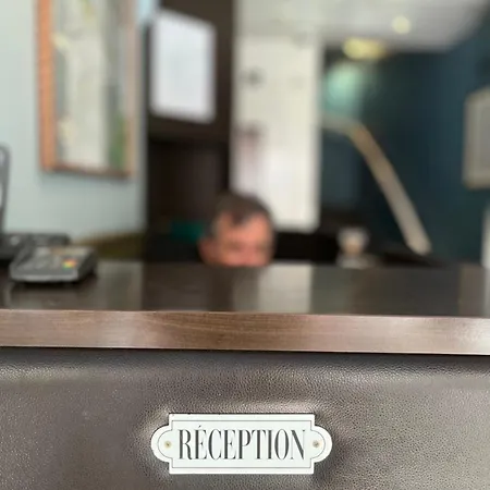 France Louvre מלון